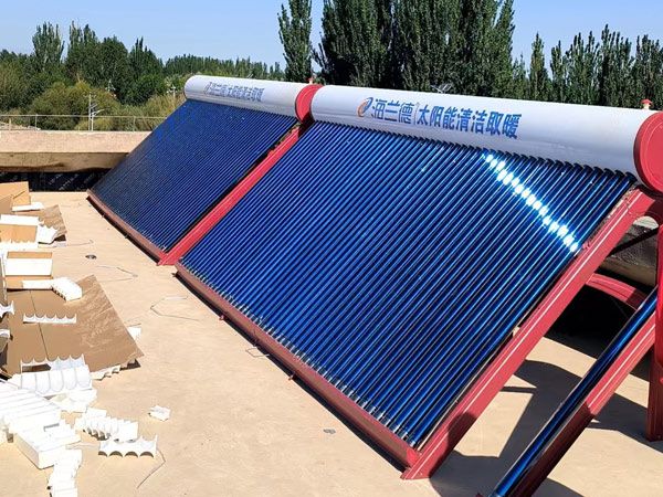 無動(dòng)力太陽能熱水器